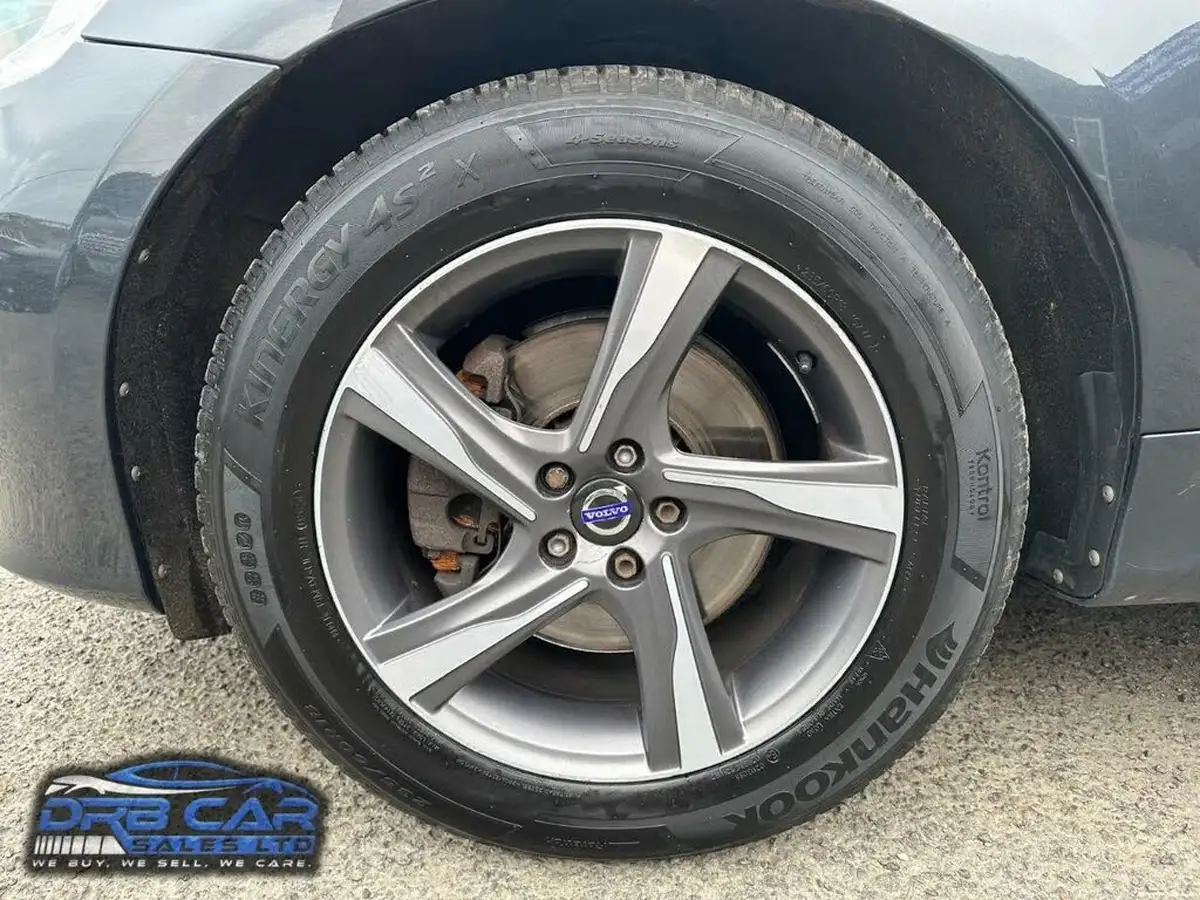 2015-volvo-xc60-20td-d4-r-design-lux-181bhp-nav-geartronic-big-8