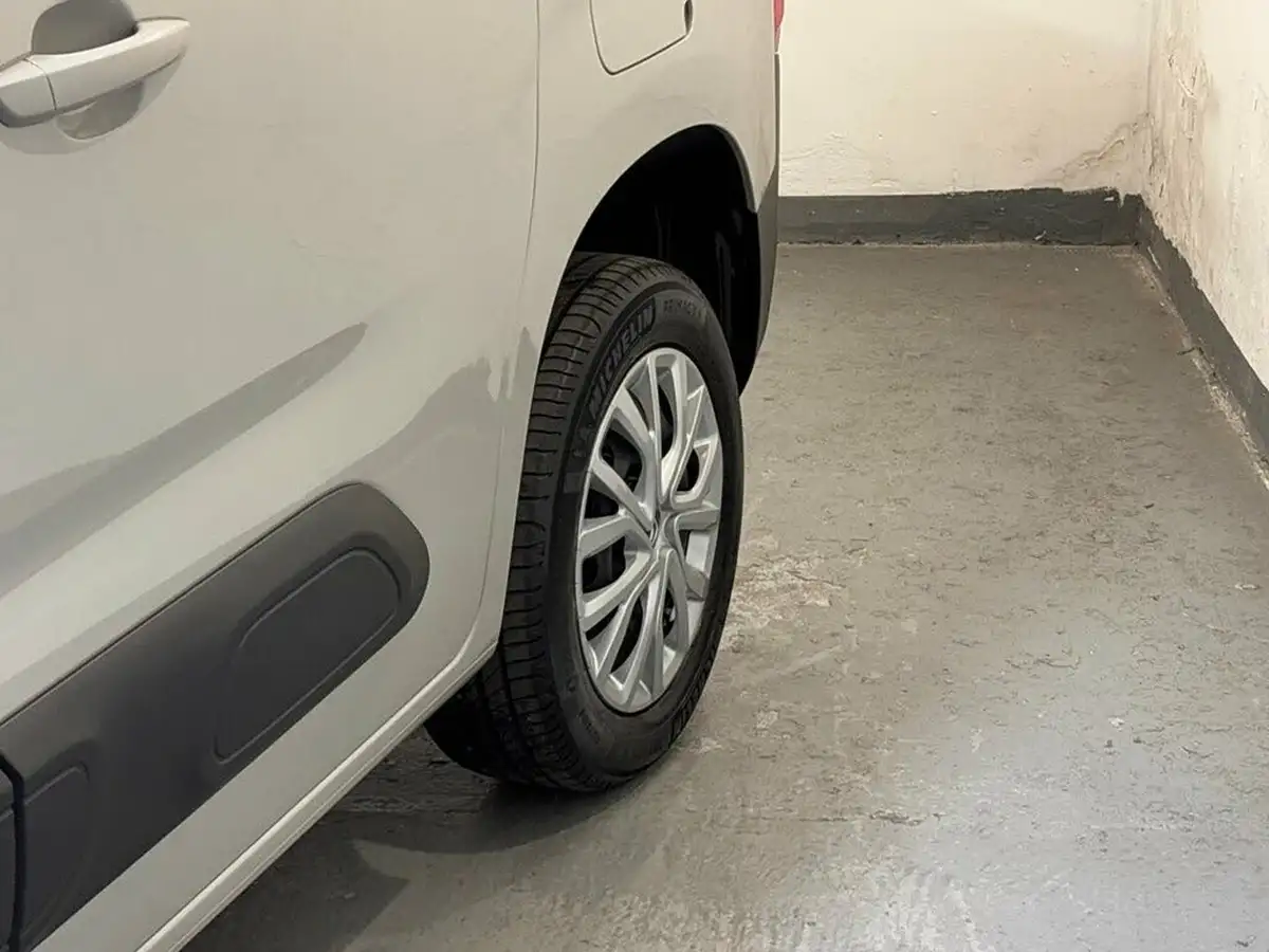 2021-citroen-berlingo-15bluehdi-feel-m-size-100ps-big-4