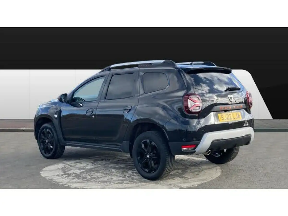 2022-dacia-duster-13-tce-extreme-se-150bhp-edc-big-1