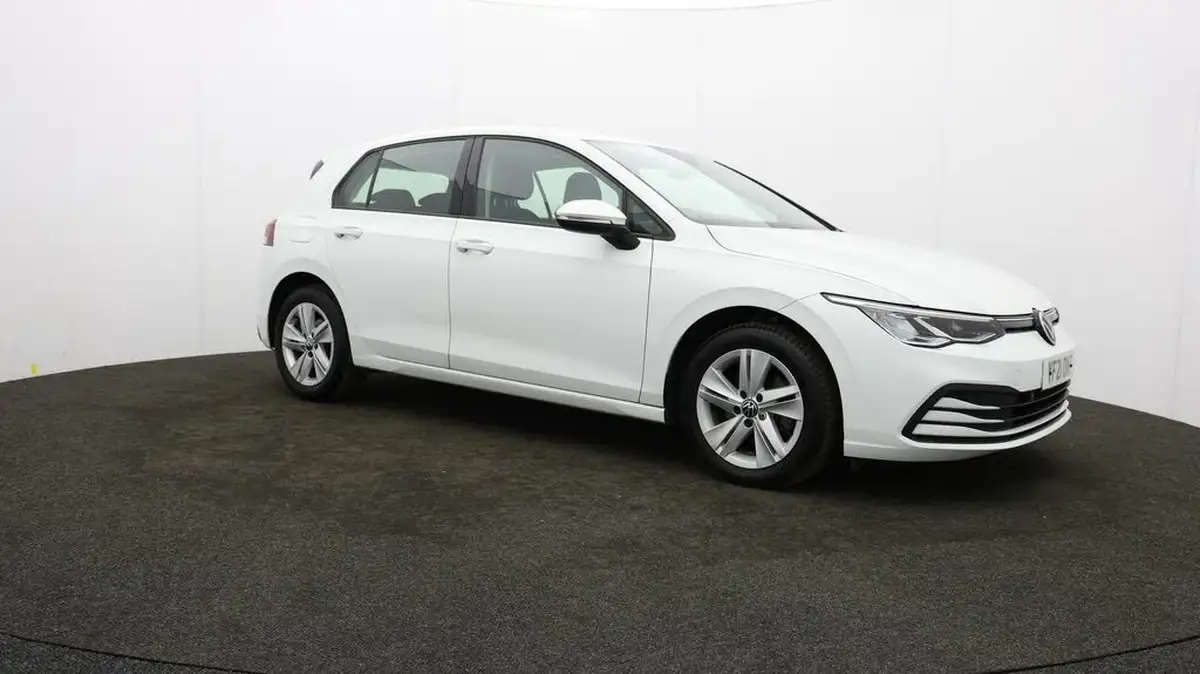 2021-volkswagen-golf-15-tsi-life-150ps-hatchback-big-37