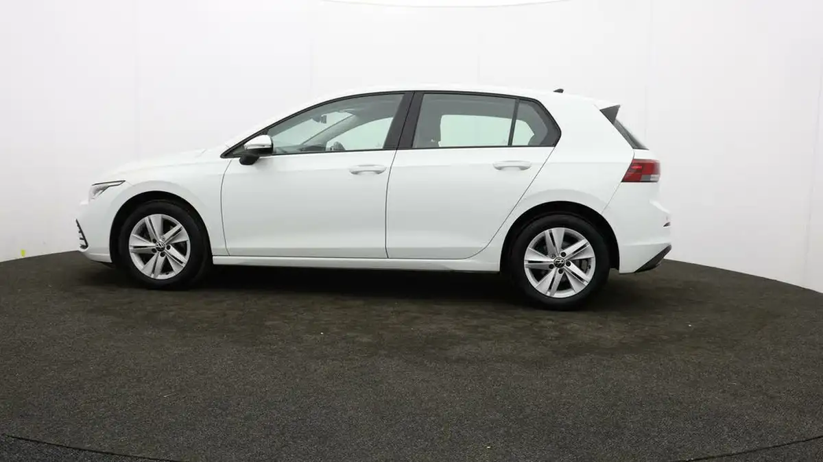 2021-volkswagen-golf-15-tsi-life-150ps-hatchback-big-61