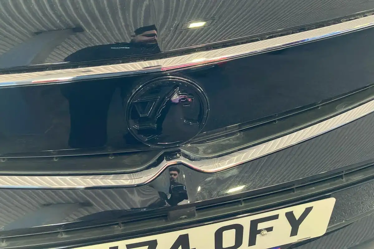 2024-vauxhall-grandland-12-ultimate-136ps-hybrid-e-dct6-auto-big-19