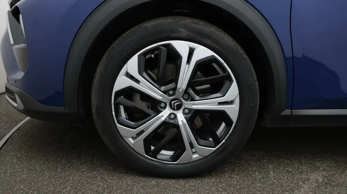 2023-citroen-c5-x-16-puretech-sense-plus-big-18