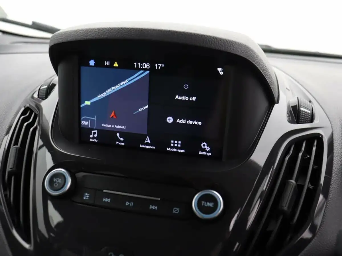 2020-ford-tourneo-courier-15tdci-titanium-big-14