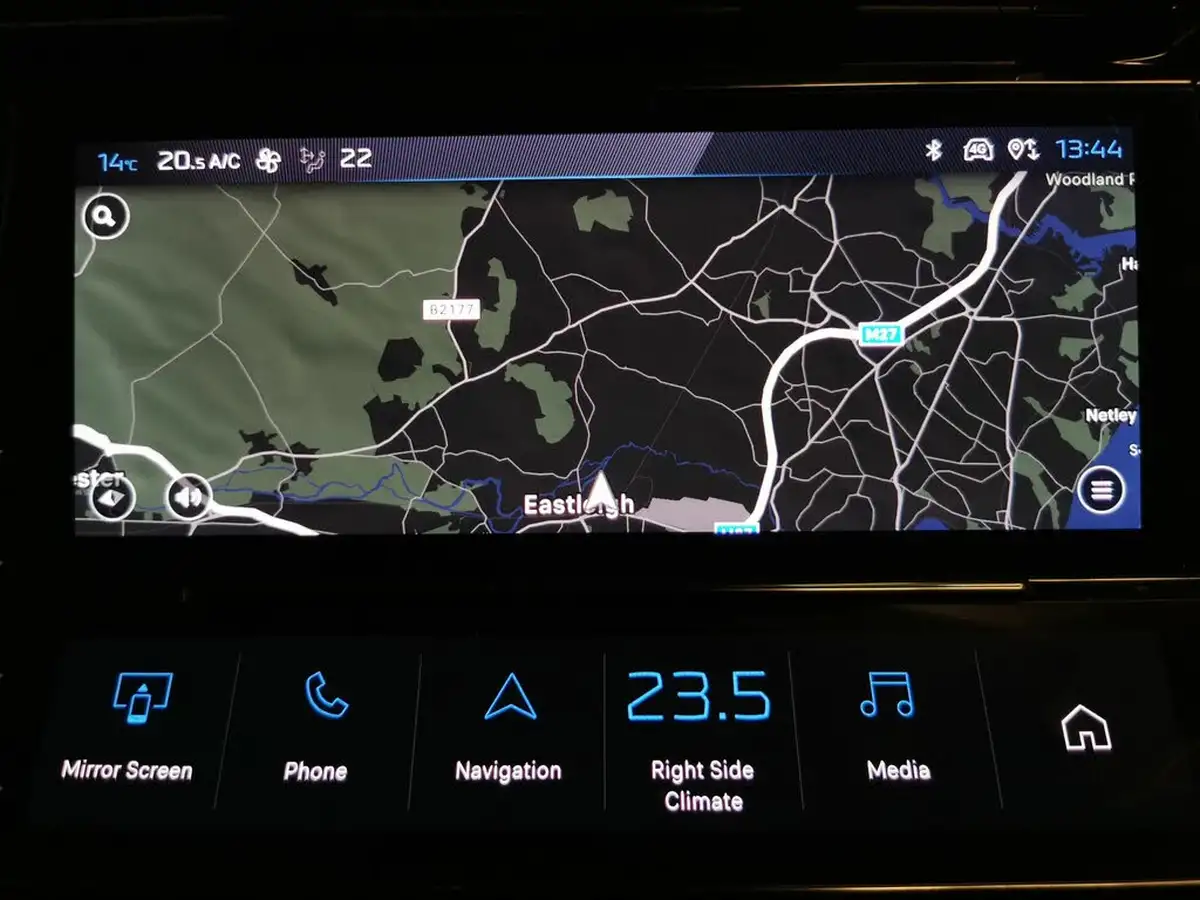2023-peugeot-308-sw-12-puretech-allure-premium-130ps-big-5