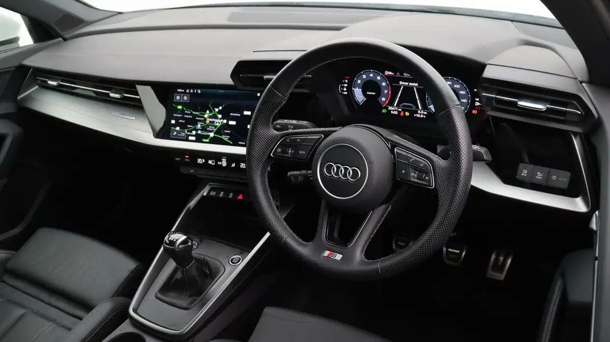 2022-audi-a3-15-35-tfsi-s-line-sportback-5d-big-9