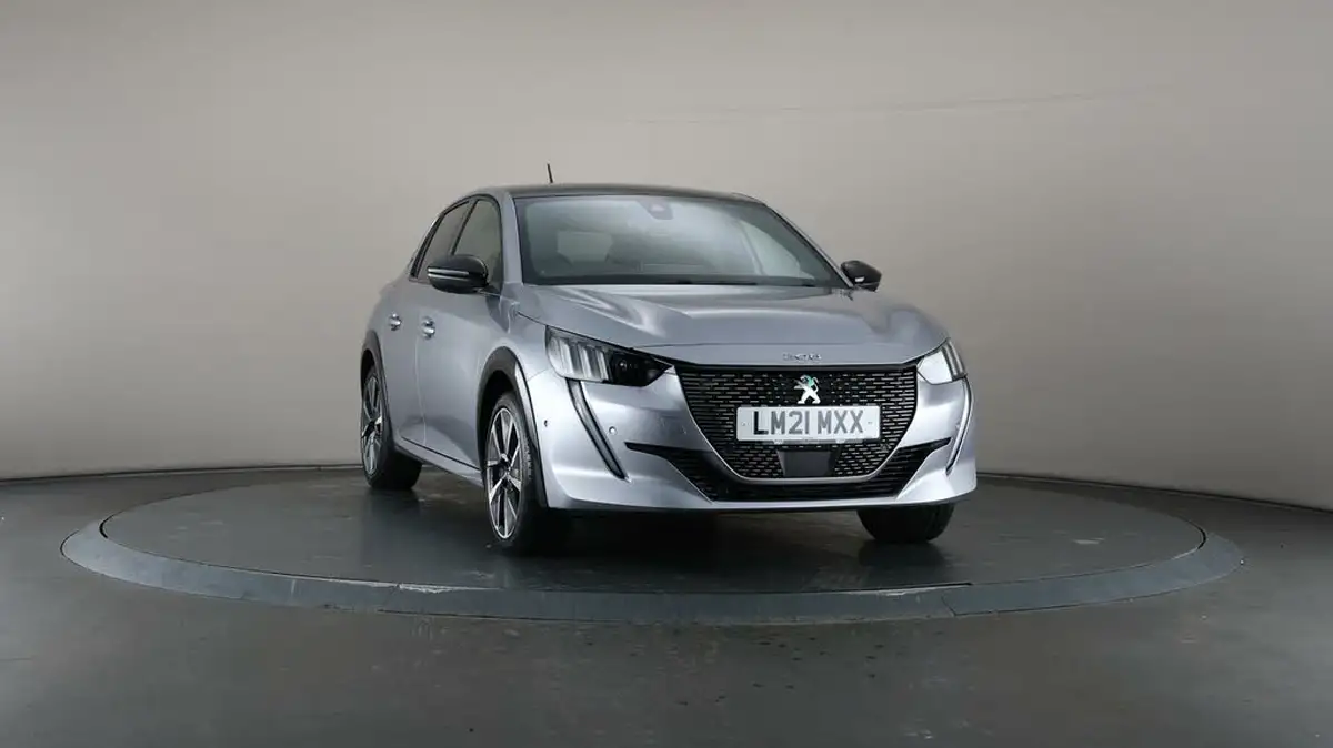 2021-peugeot-208-e-gt-50kwh-big-45