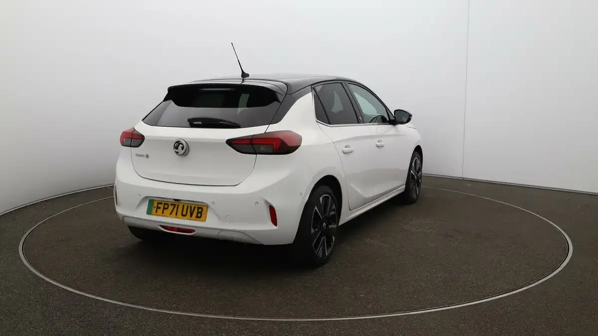 2022-vauxhall-corsa-e-elite-premium-big-46