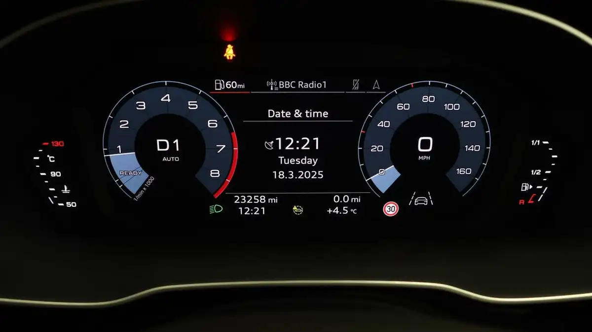2022-audi-q3-15-35-tfsi-technik-cod-s-tronic-big-9