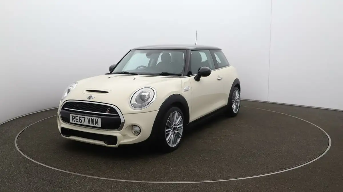 2017-mini-cooper-20-cooper-s-ss-hatchback-3d-sport-auto-big-30