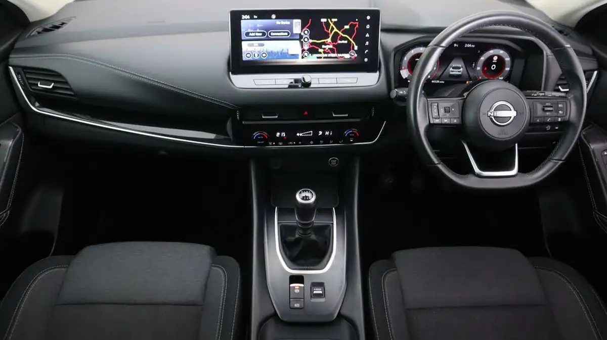 2022-nissan-qashqai-13-dig-t-n-connecta-140ps-big-13