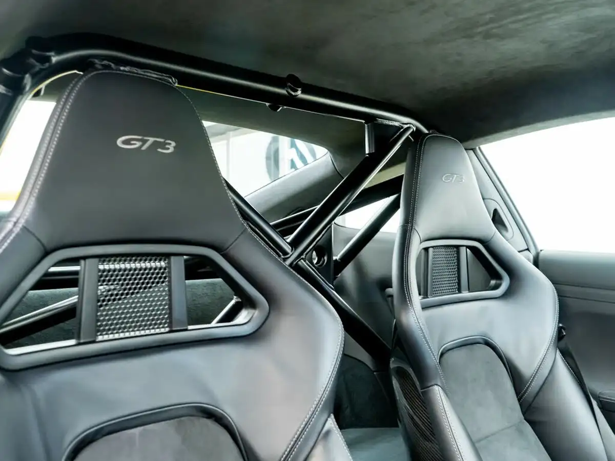 2014-porsche-911-38-gt3-big-54