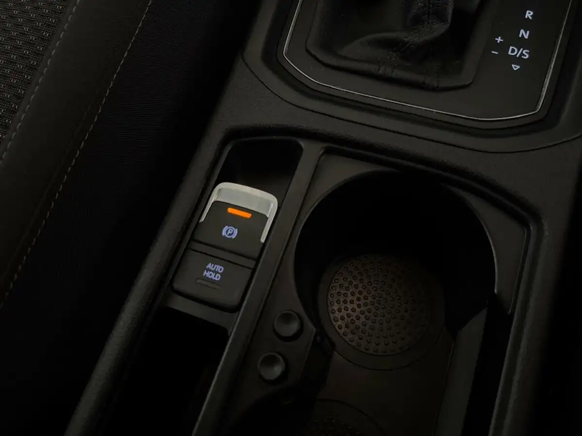 2019-volkswagen-touran-16tdi-se-dsg-big-31