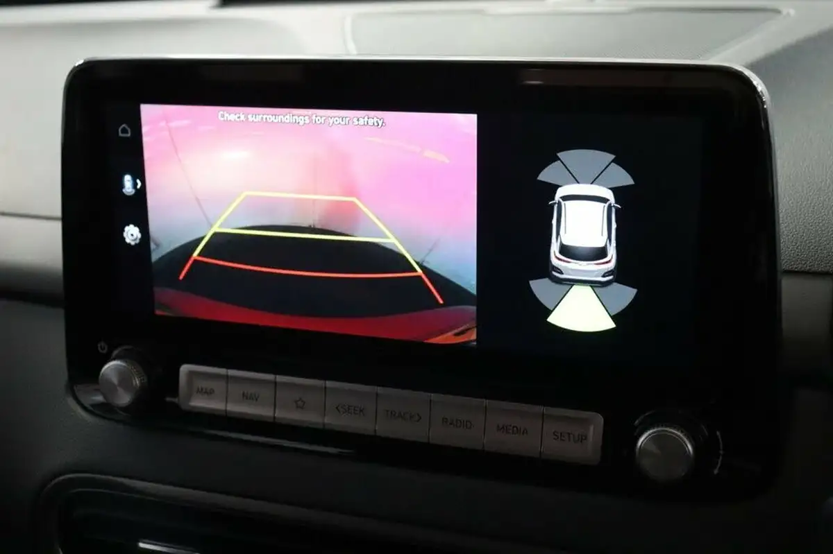 2022-hyundai-kona-e-premium-204ps-64kwh-7kw-obc-big-2