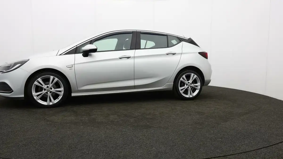2018-vauxhall-astra-14i-16v-turbo-sri-vx-line-nav-big-59