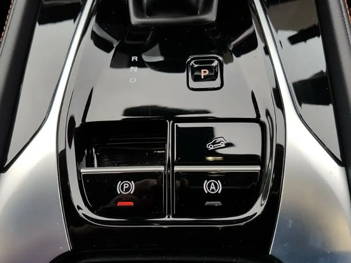 2024-mg-hs-15t-gdi-trophy-273ps-plug-in-hybrid-1496cc-auto-big-15