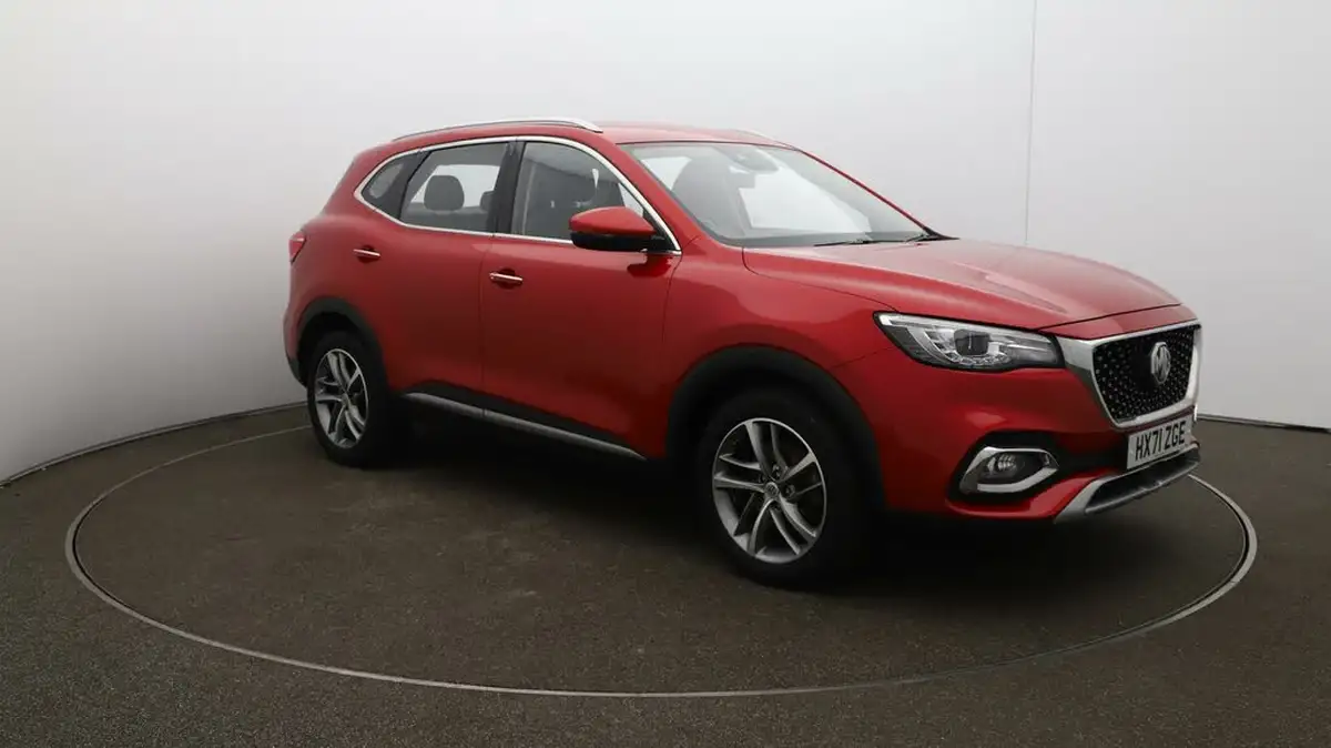 2022-mg-hs-15t-gdi-excite-162ps-big-1