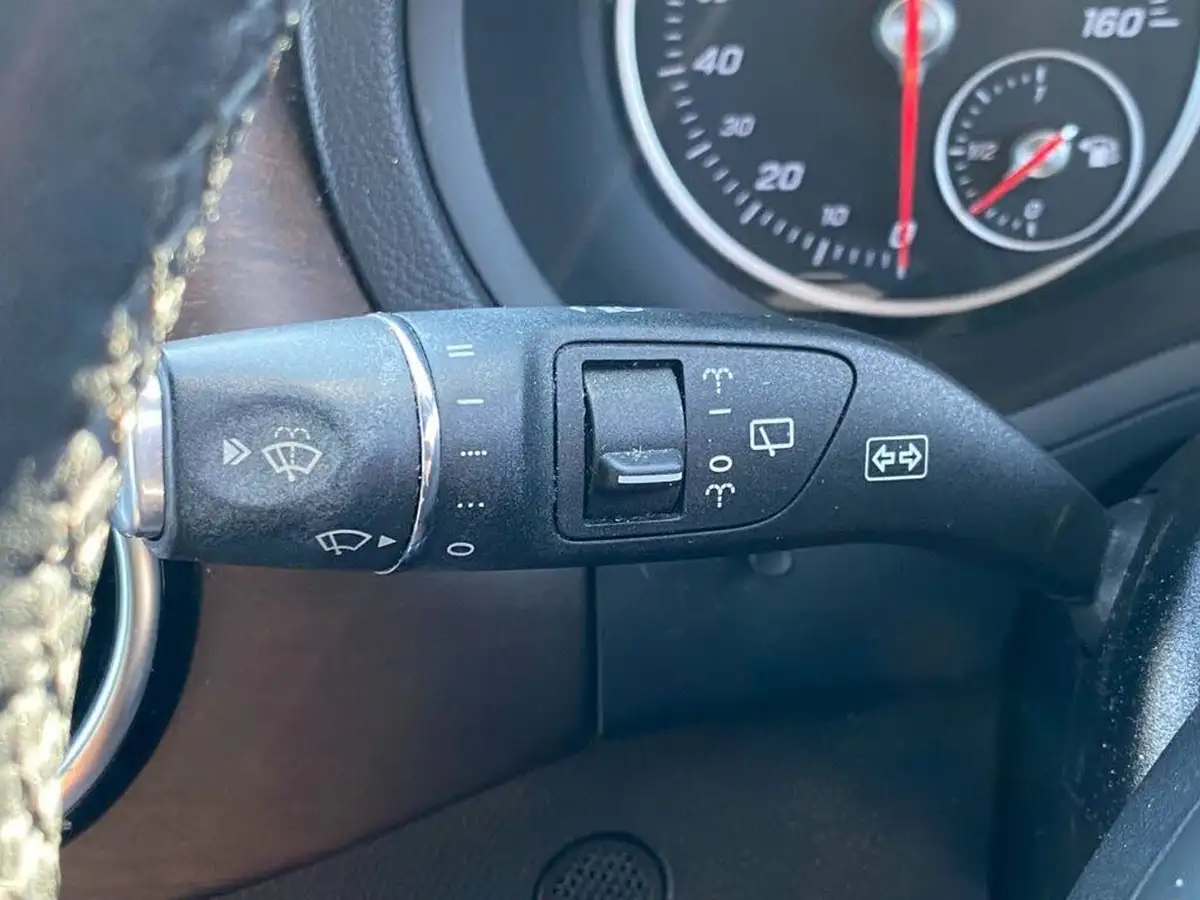 2018-mercedes-benz-b-class-16-b180-exclusive-edition-ss-big-43