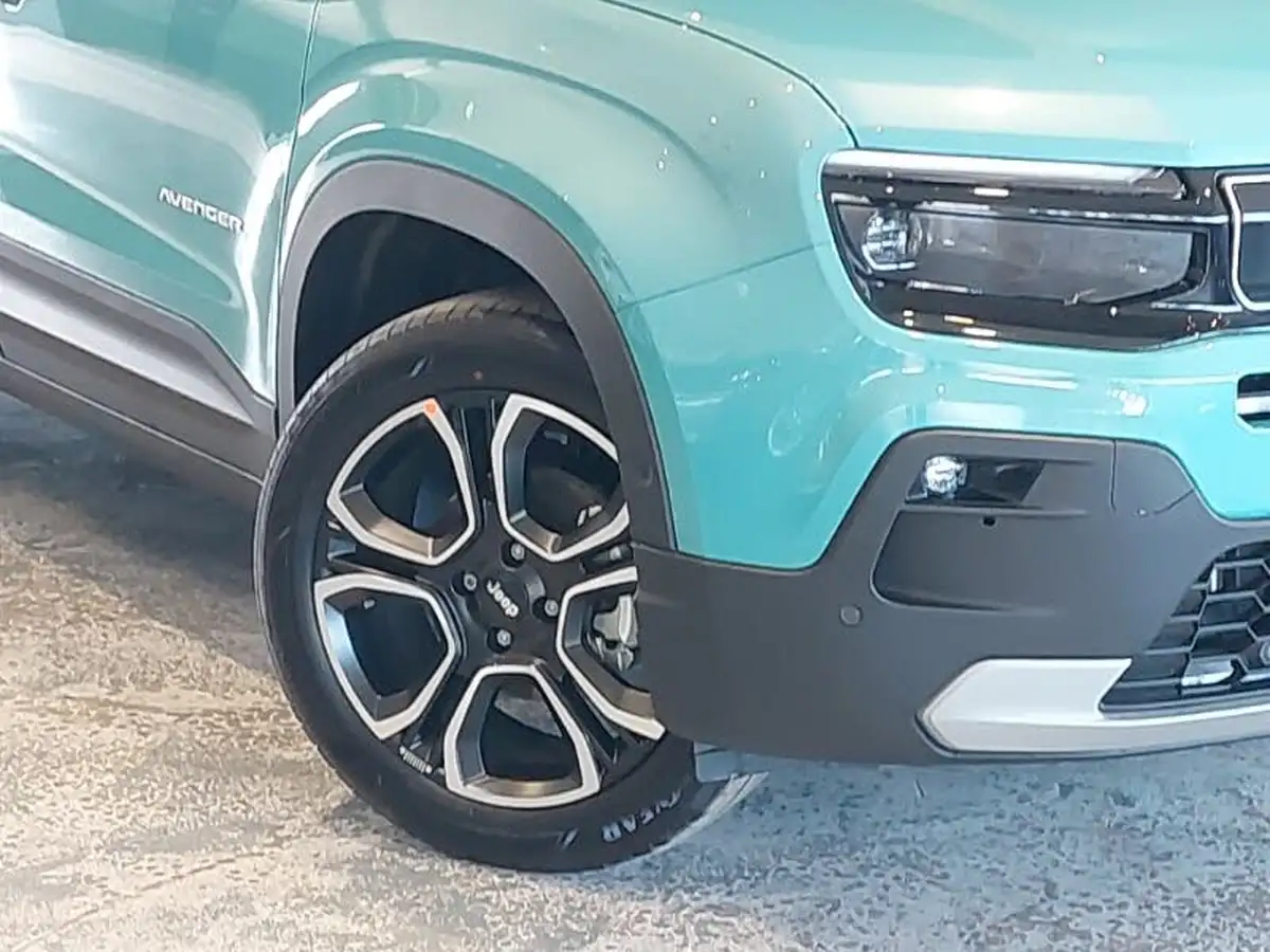 2025-jeep-avenger-12-gse-summit-big-8