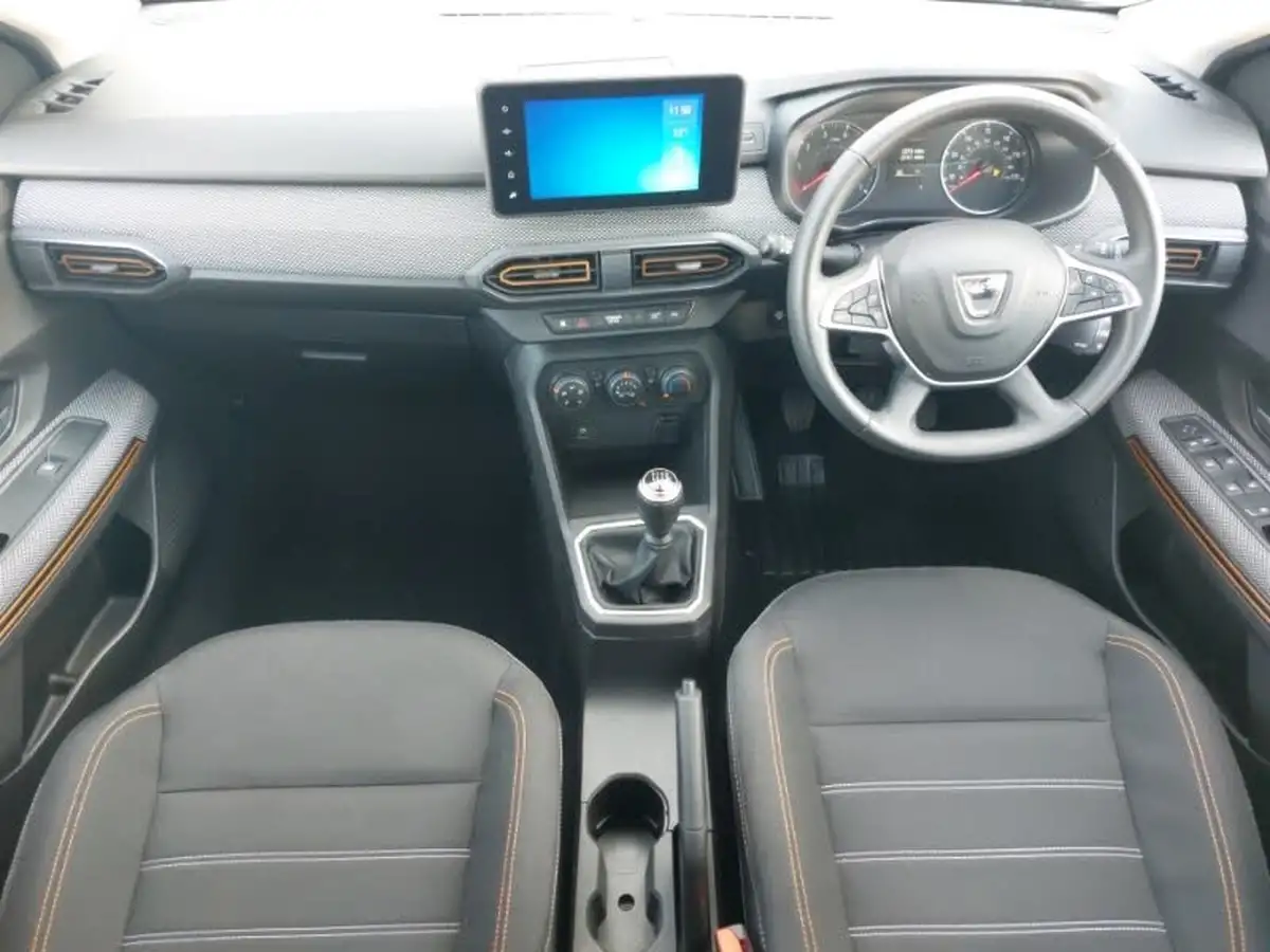 2022-dacia-sandero-stepway-10-tce-comfort-90bhp-big-2