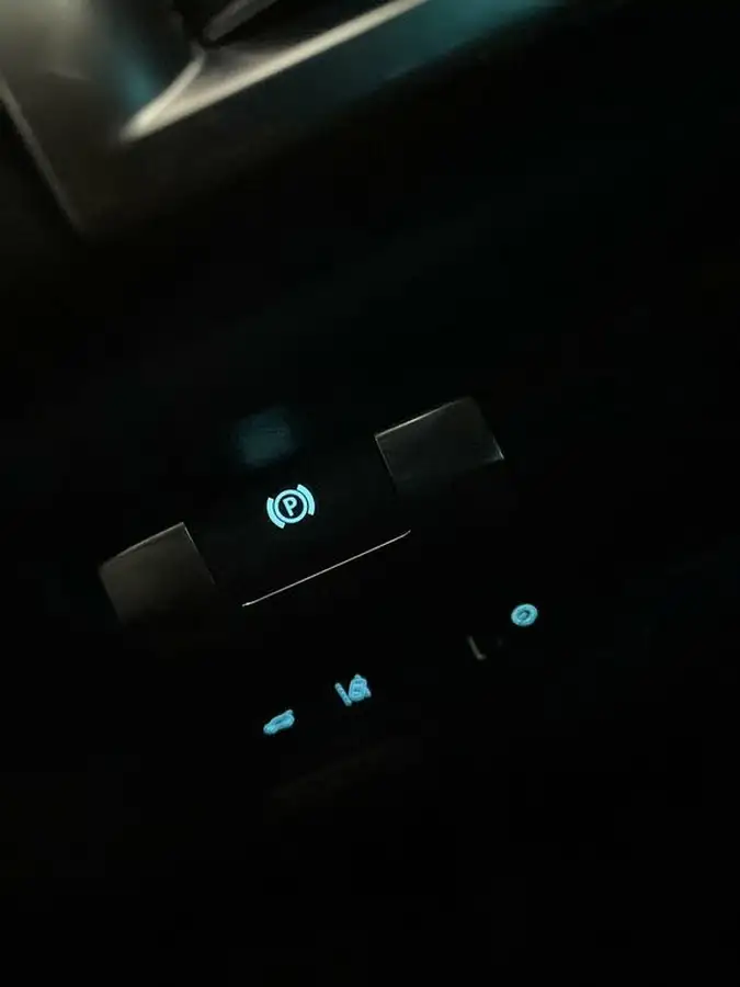 2018-jaguar-e-pace-20-i4-s-big-27