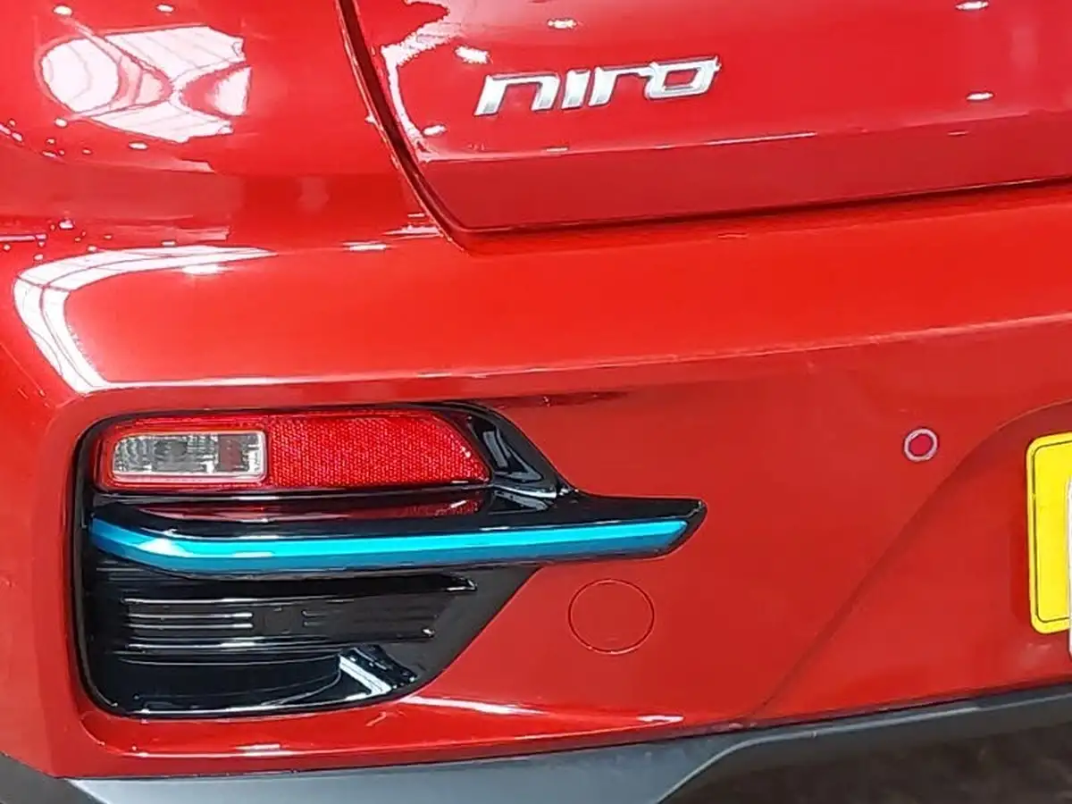 2022-kia-niro-ev-e-2-big-14