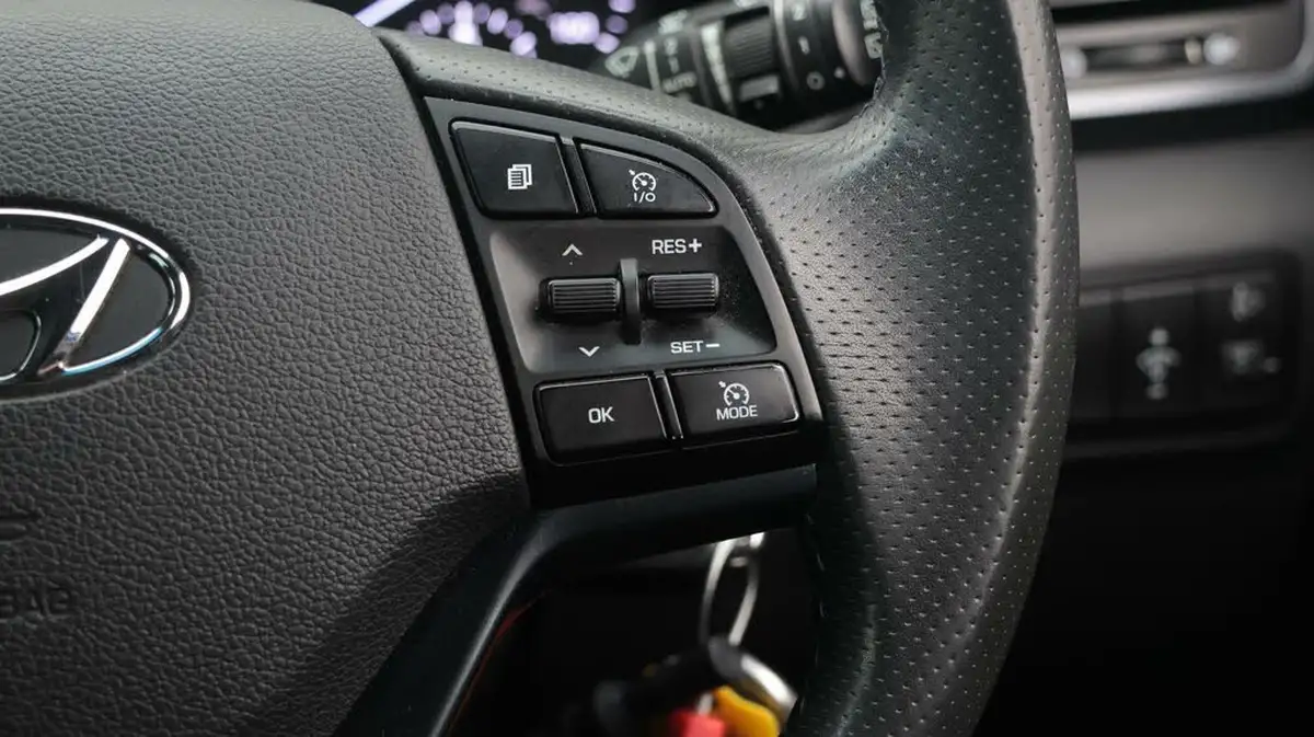 2018-hyundai-tucson-16-t-gdi-go-se-dct-big-25
