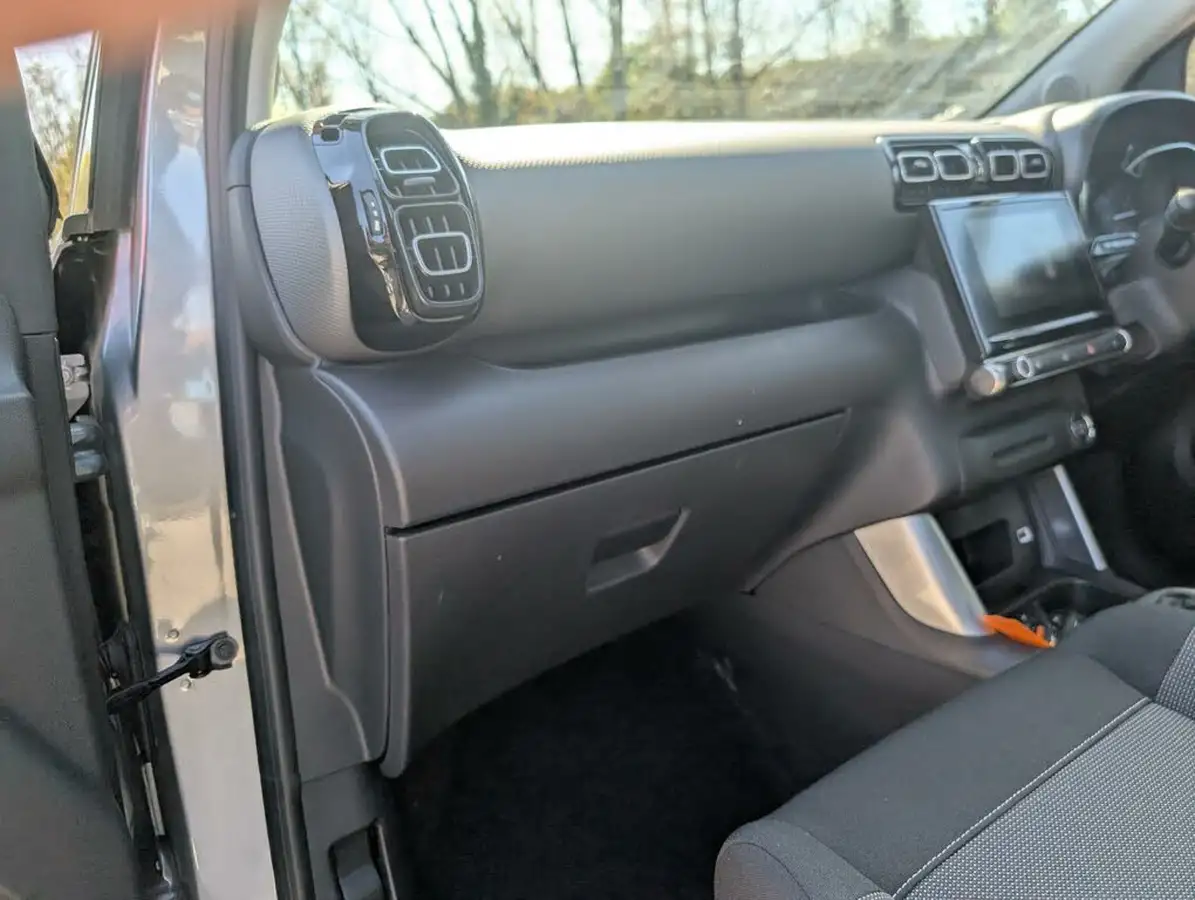 2019-citroen-c3-aircross-12-puretech-flair-110ps-ss-big-24