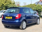 2010-skoda-fabia-16td-elegance-105bhp-dpf-hatchback-small-3