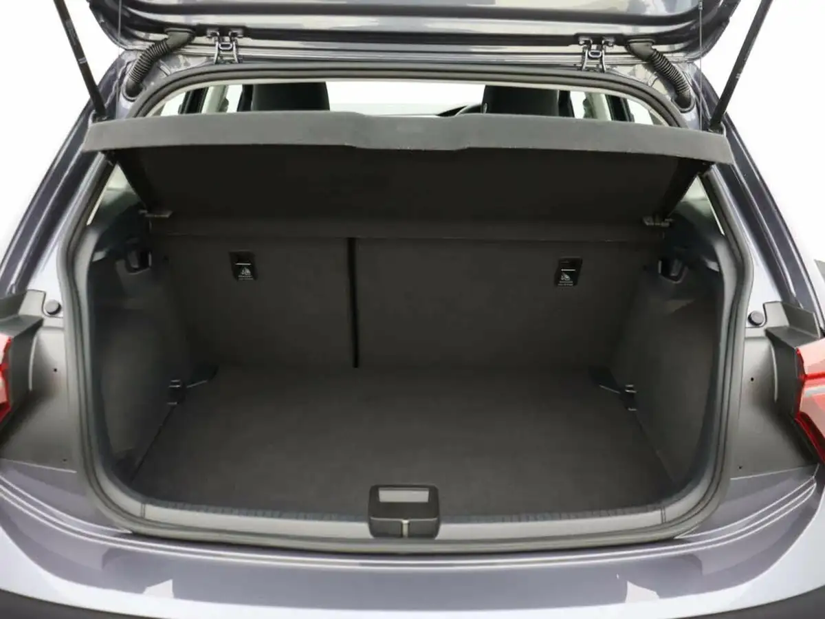2022-volkswagen-polo-10-tsi-style-big-6