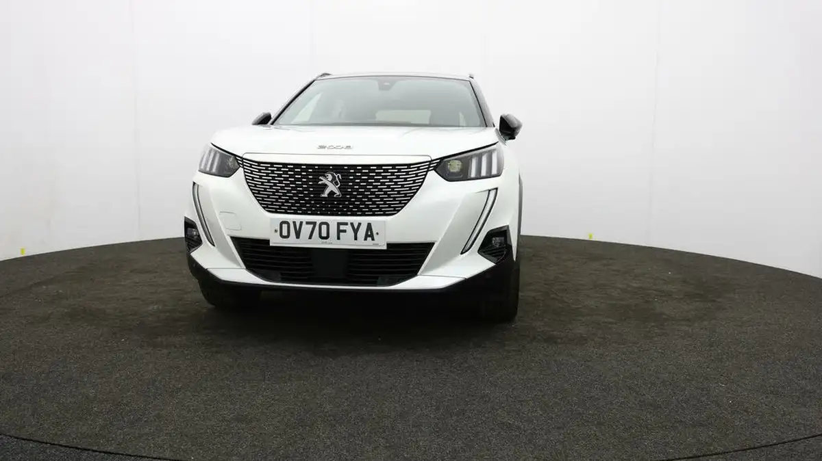 2021-peugeot-2008-suv-e-gt-big-47