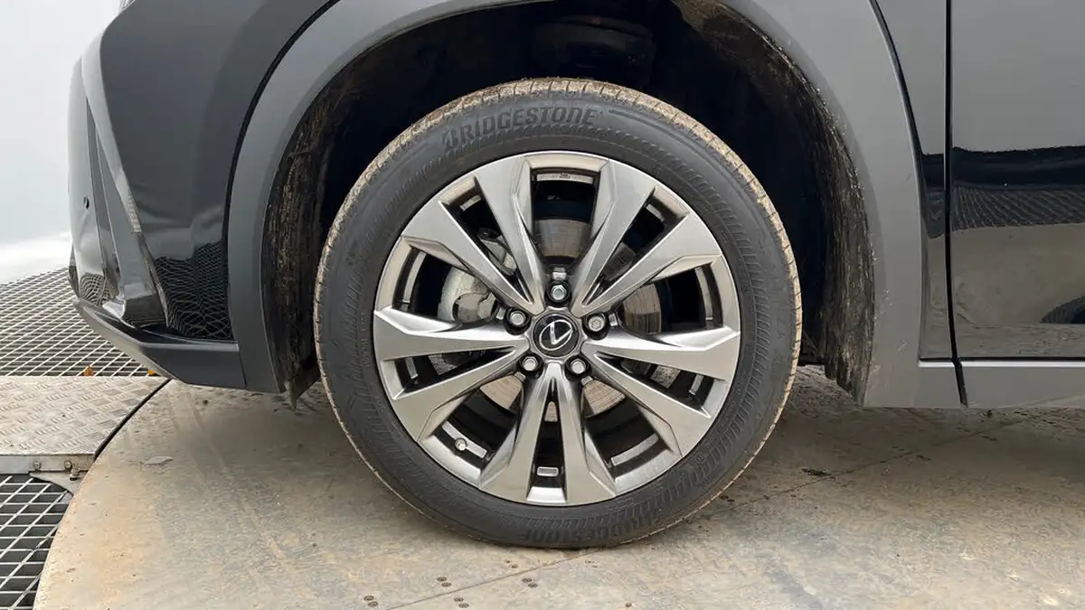 2023-lexus-ux-250h-20-f-sport-design-big-19
