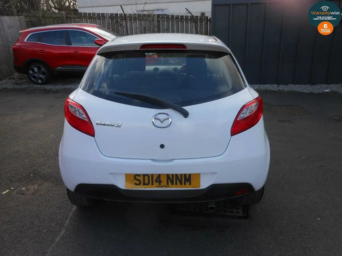2014-mazda-mazda2-13-se-air-con-big-6