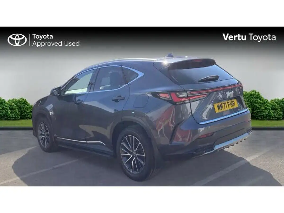 2022-lexus-nx-450h-25-nx-pack-big-3