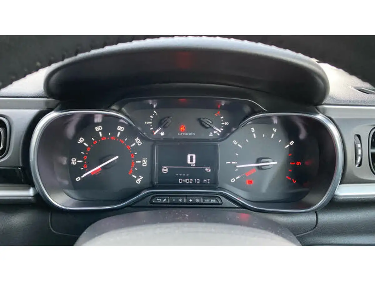2020-citroen-c3-12-puretech-flair-82ps-big-17