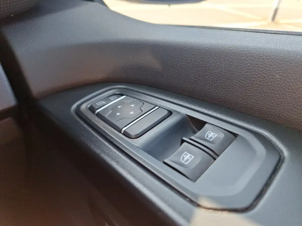 2022-renault-trafic-20dci-ll30-130-business-panel-big-13