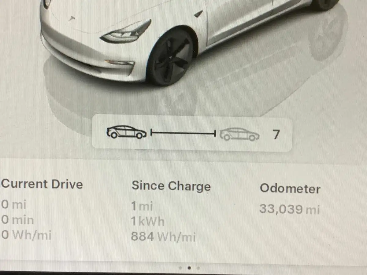2022-tesla-model-3-e-long-range-big-17