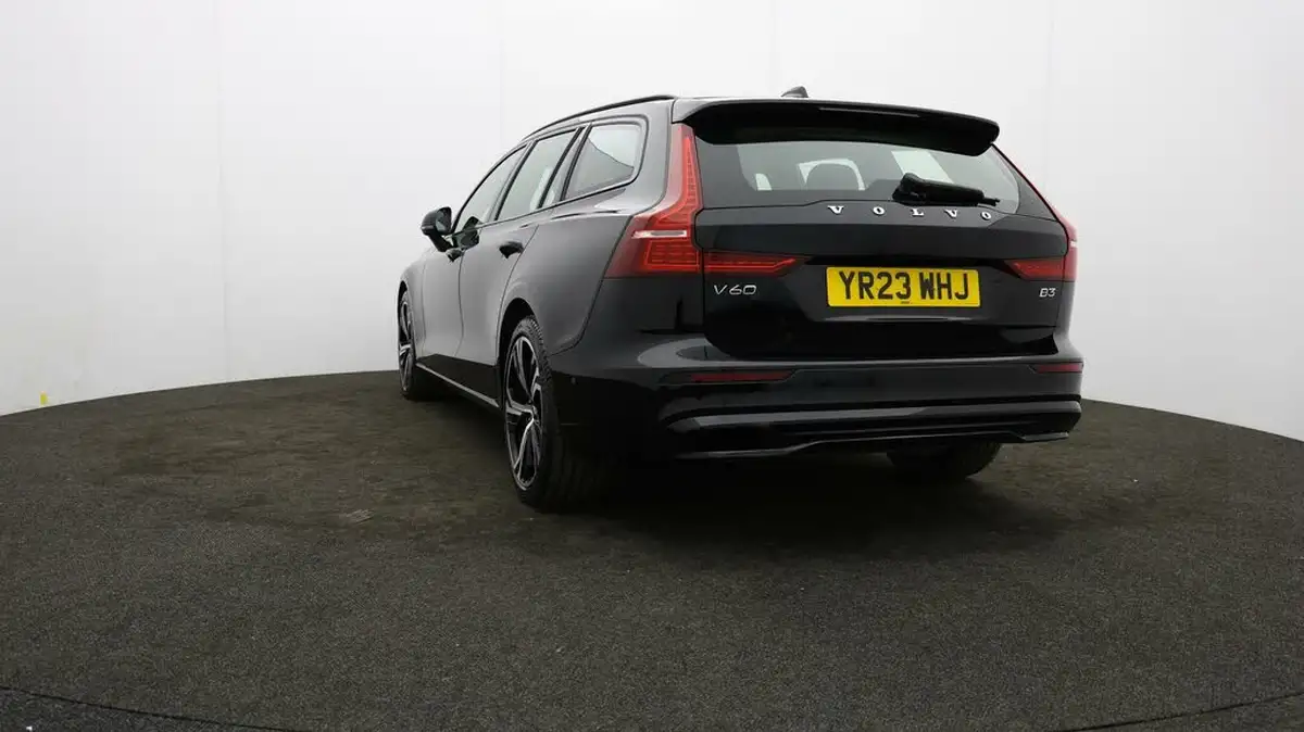 2023-volvo-v60-20-b3-plus-station-wagon-big-22
