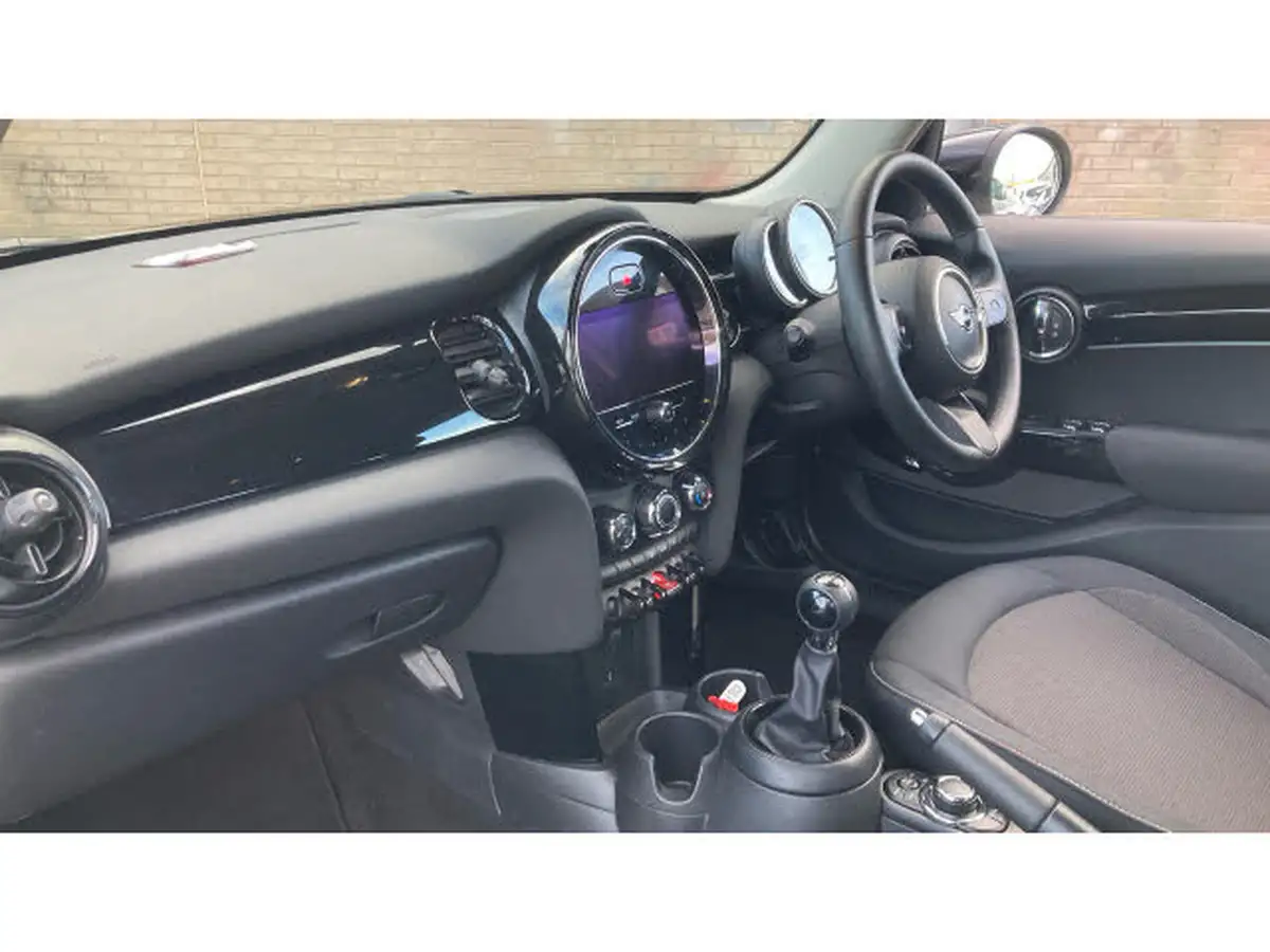 2022-mini-cooper-15-cooper-classic-hatchback-5d-big-8
