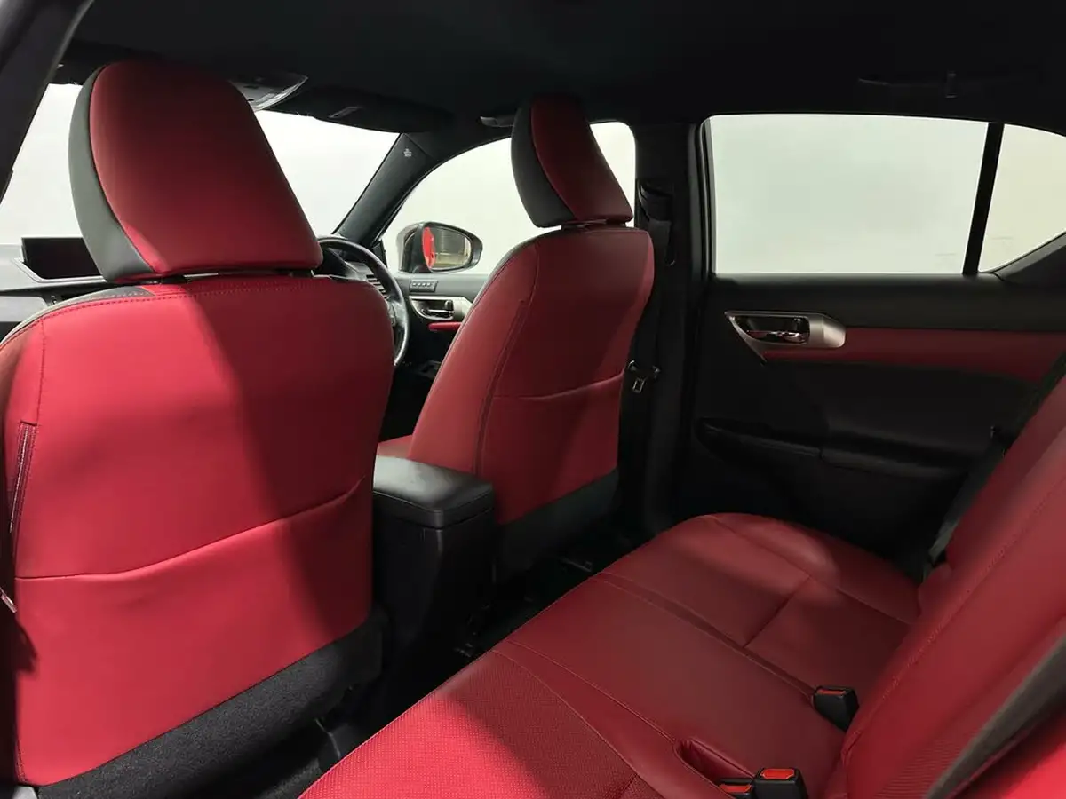 2020-lexus-ct-200h-18-f-sport-big-40