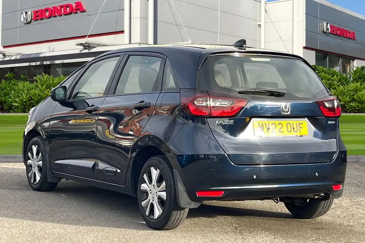 2022-honda-jazz-15-i-mmd-sr-109ps-big-1