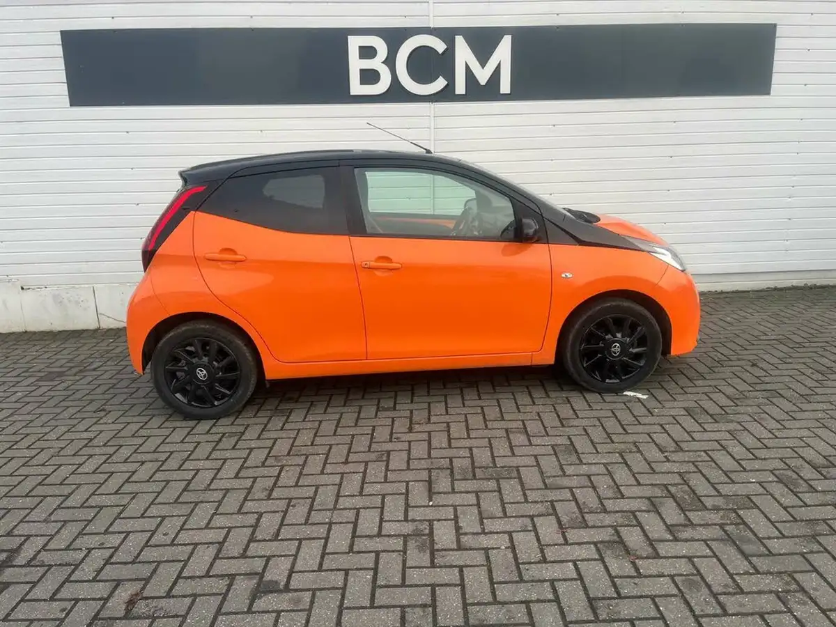 2019-toyota-aygo-10-vvt-i-x-cite-big-1