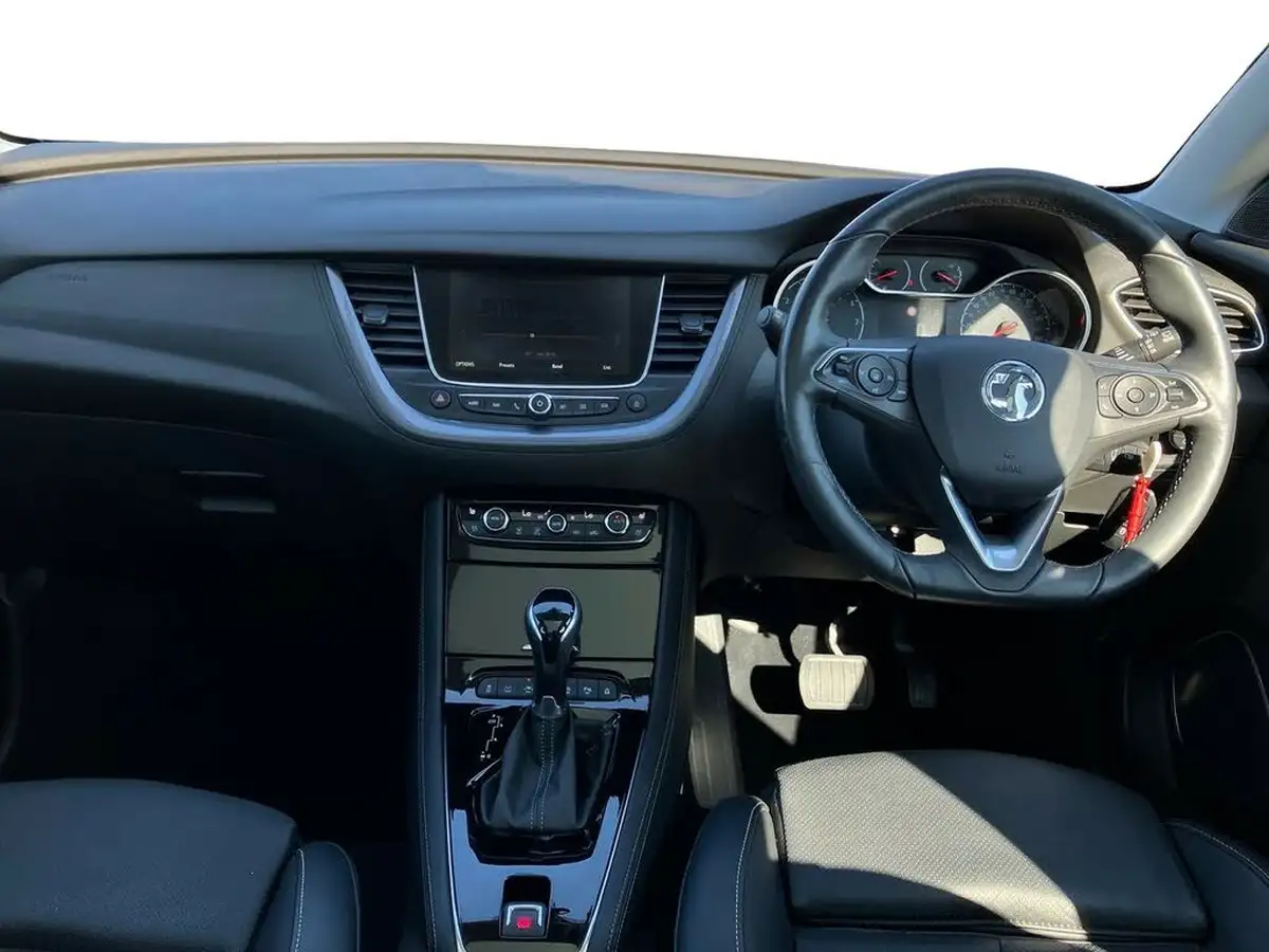 2021-vauxhall-grandland-x-12-elite-nav-auto-big-8