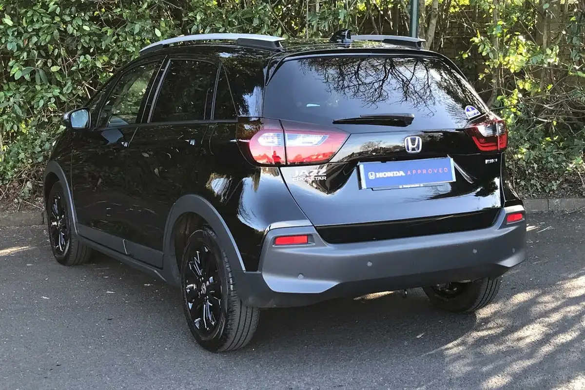 2023-honda-jazz-15-i-mmd-crosstar-ex-big-3