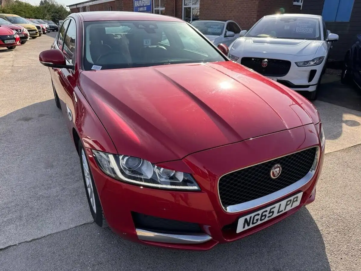 2016-jaguar-xf-20td-prestige-163ps-auto-big-1