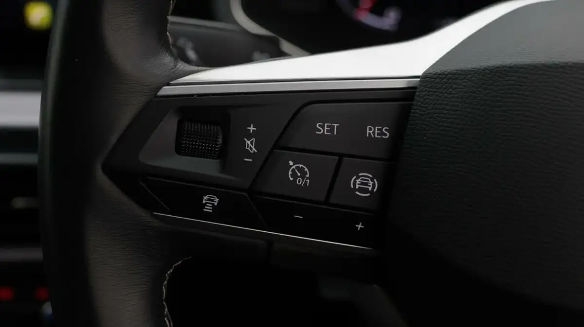 2023-seat-ibiza-10-tsi-xcellence-lux-110ps-big-22