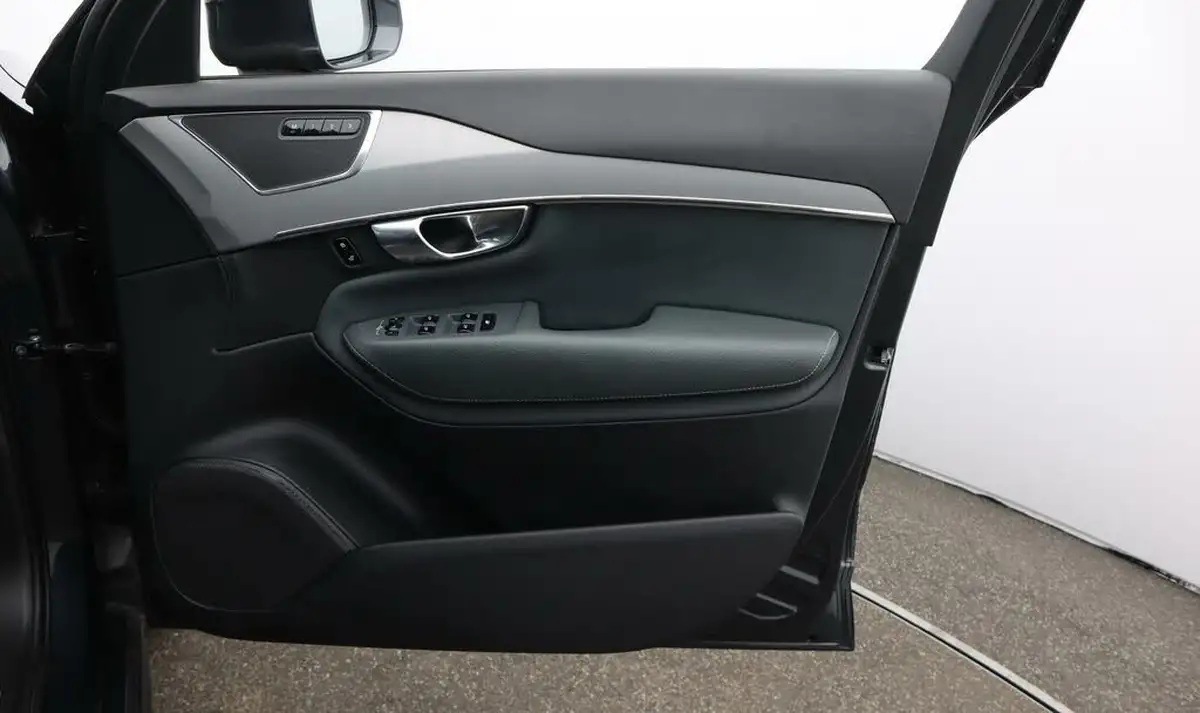 2021-volvo-xc90-20td-b5-momentum-big-14