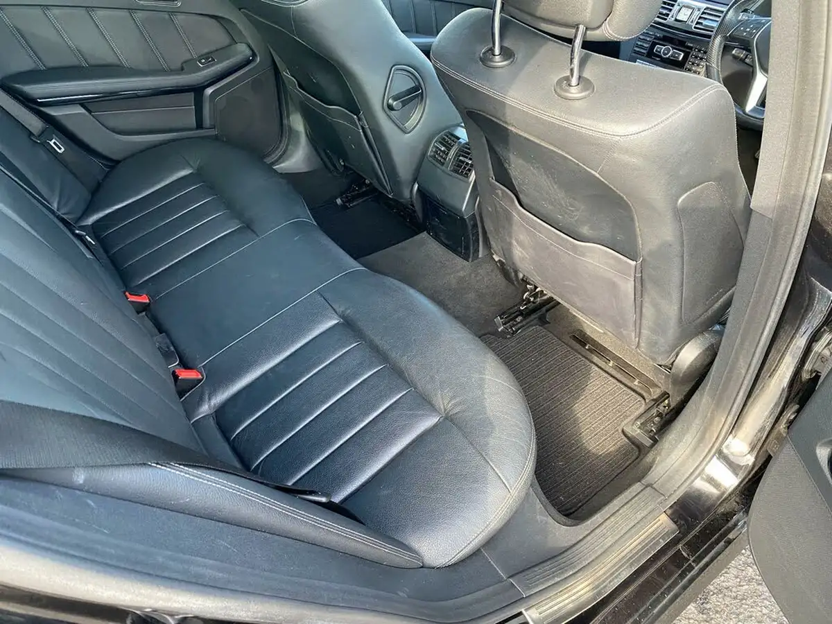 2013-mercedes-benz-e-class-21td-e220-cdi-se-21cdi-170bhp-saloon-4d-7g-tronic-plus-big-30