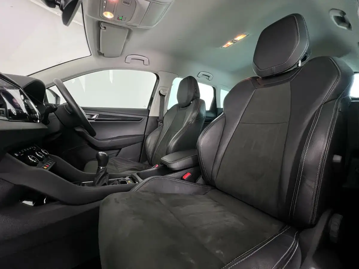 2020-skoda-karoq-15-tsi-se-l-big-12