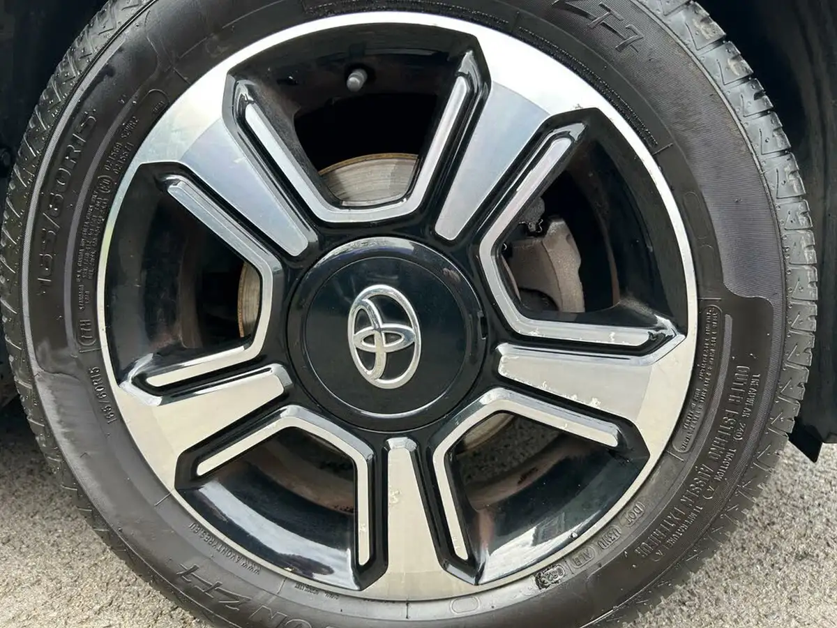 2014-toyota-aygo-10-vvt-i-x-clusiv-5d-big-36